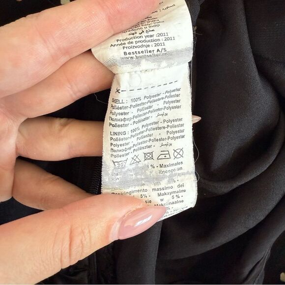 VERO MODA |  Black and White Pleated Mini Skater Skirt - Picture 7 of 11